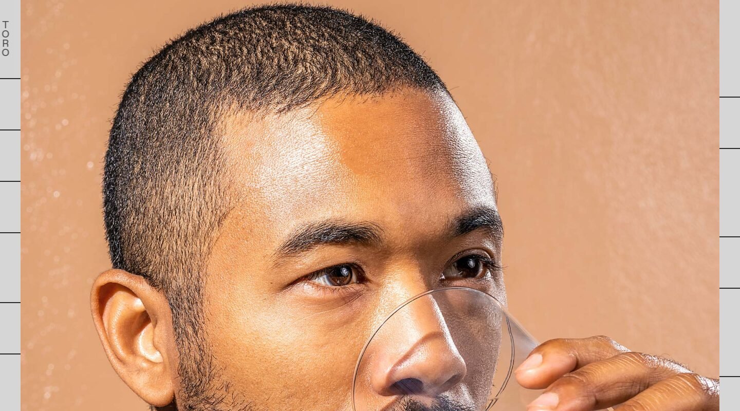 Toro y Moi on Minimal Gallery