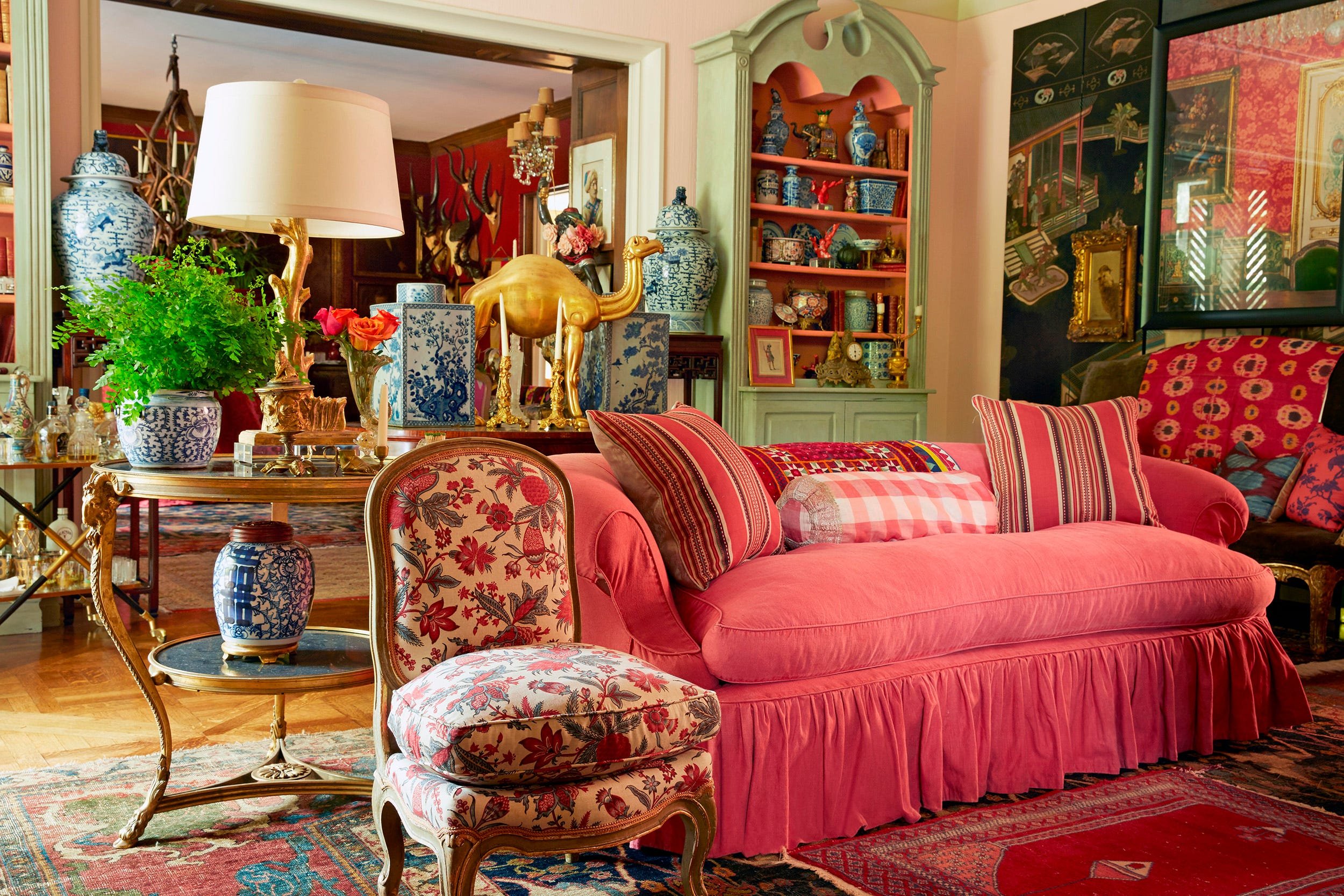 Michelle Nussbaumer’s Dallas House Is a Joyful Master Class in Collected, Layered Decorating