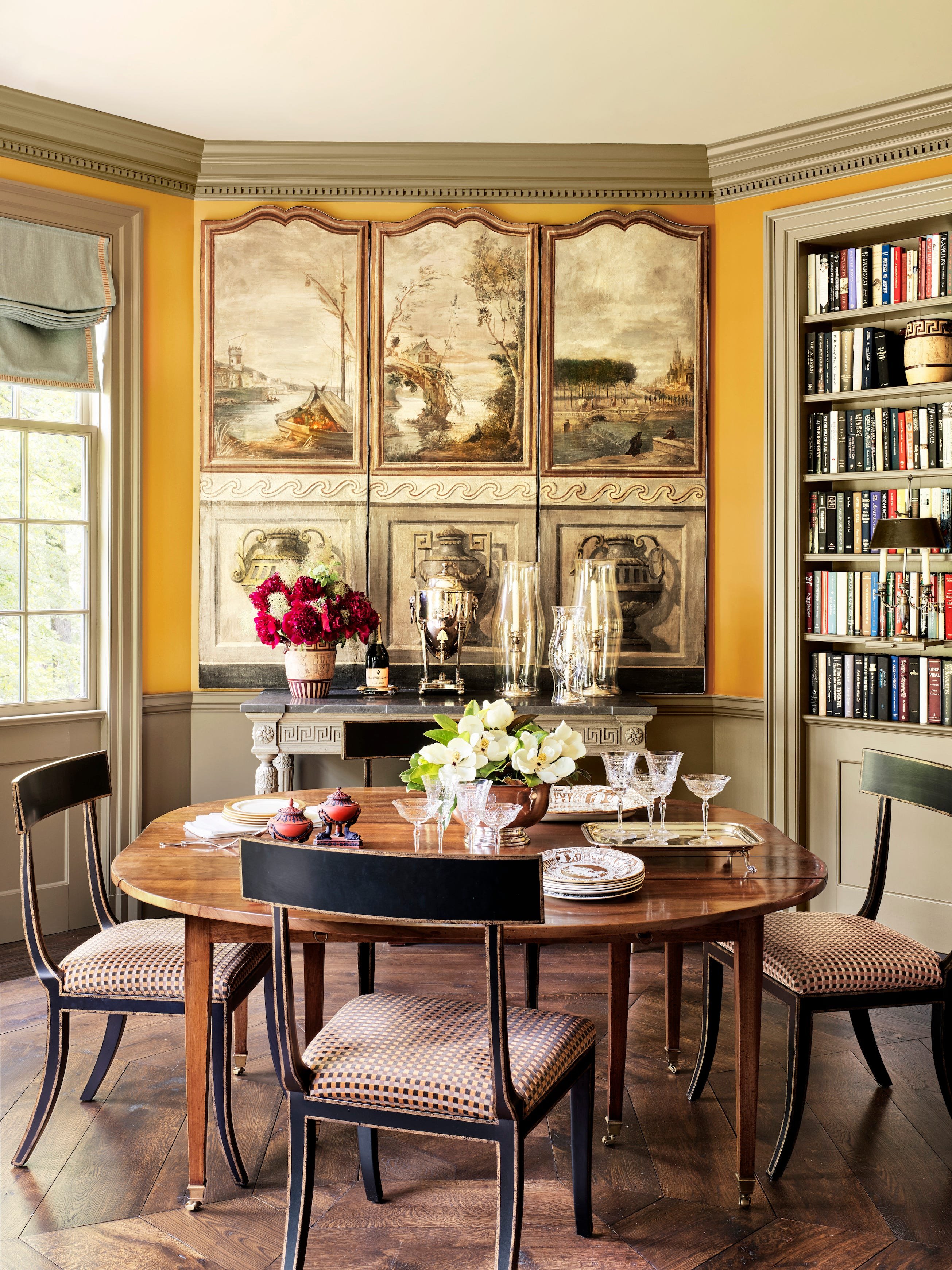 6 Designer-Approved Ways to Decorate With Antiques Without Your Home Looking Like a Museum