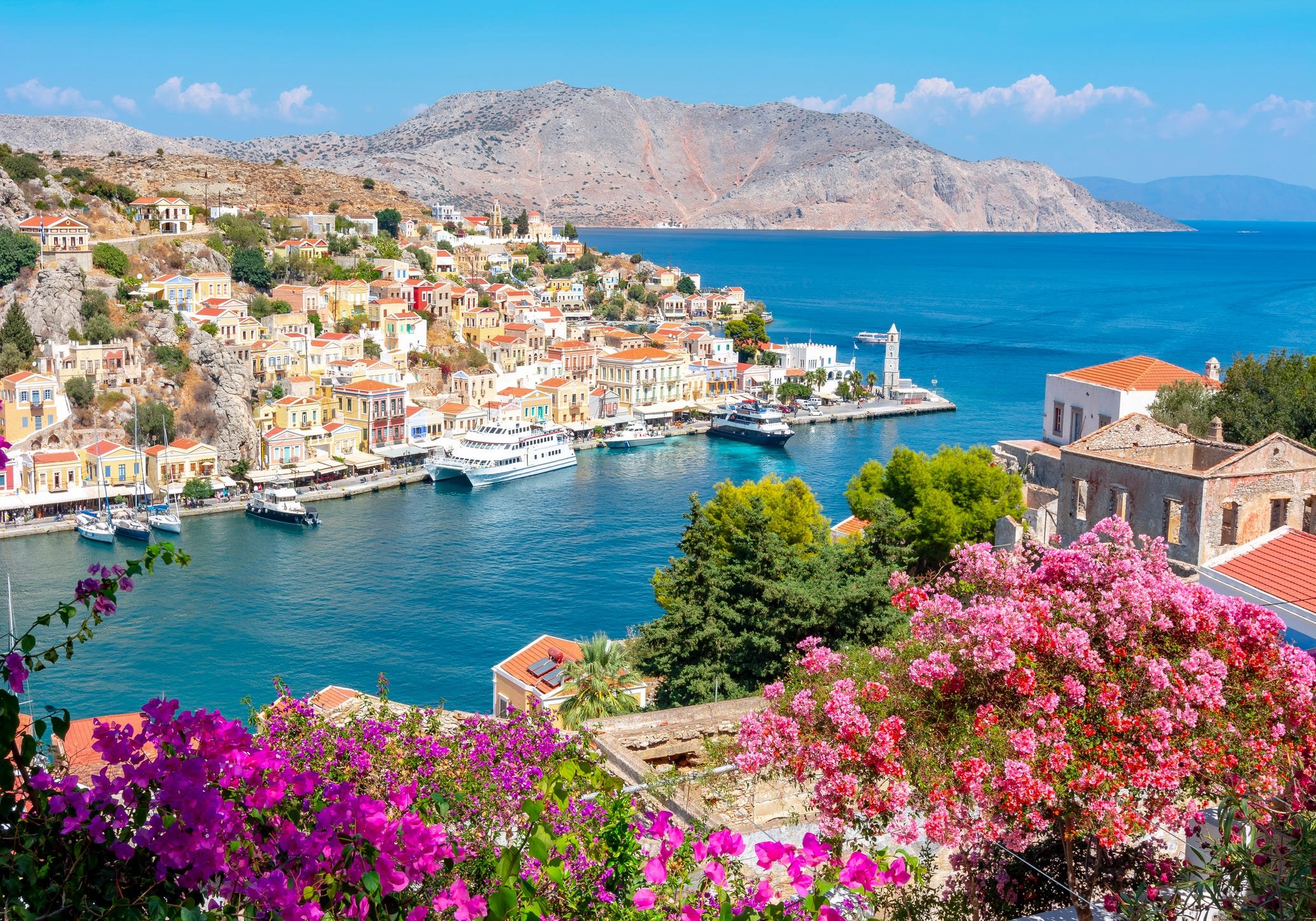 7 Beautiful Countries Offering Incentives to Move There in 2027