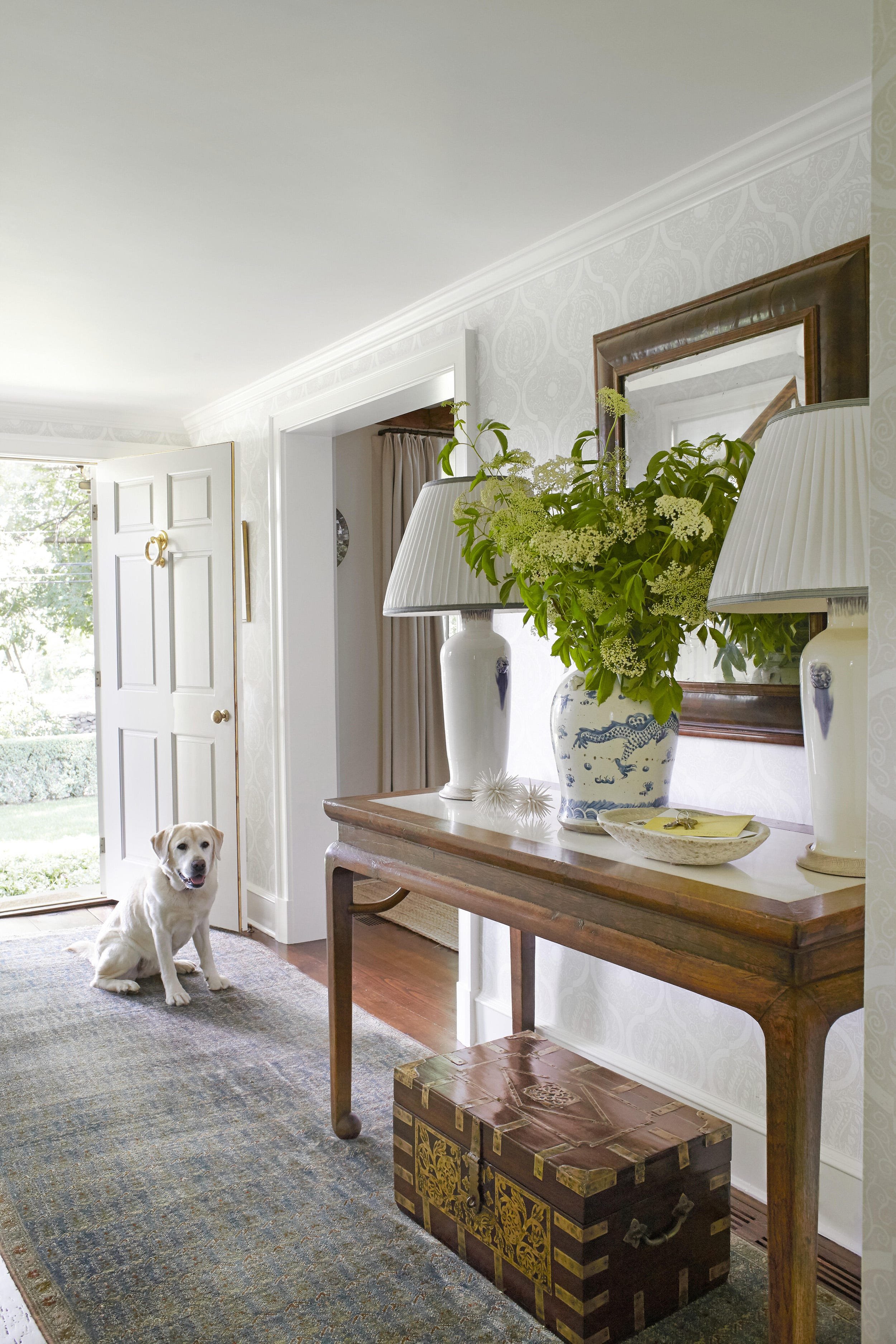 10 Ways to Make Your Entryway Look More Expensive, According to Interior Designers