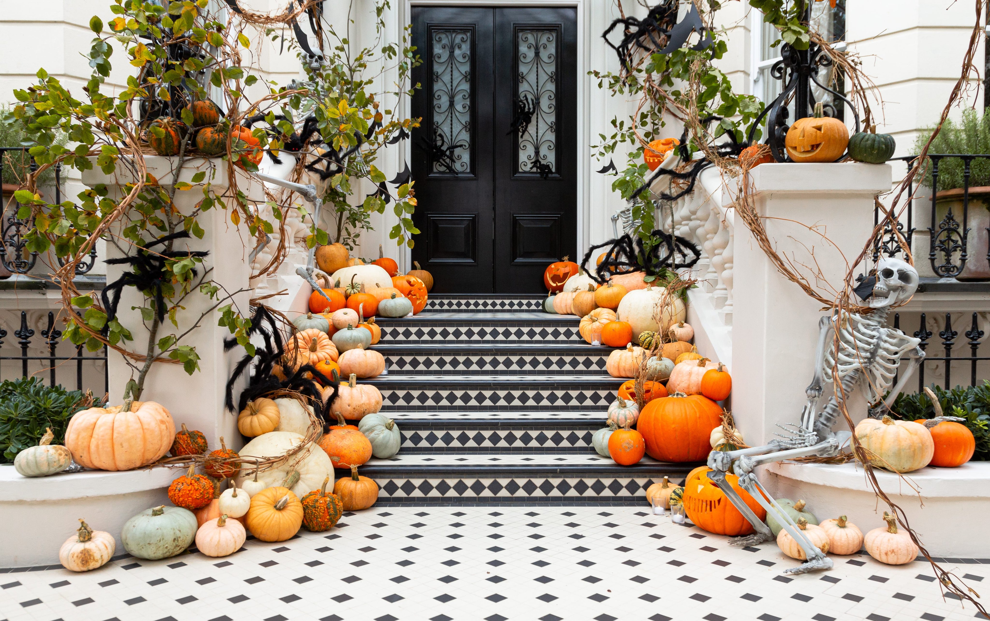 7 Fall Decorating Mistakes That Are Making Your Home Look Cheap, According to Designers