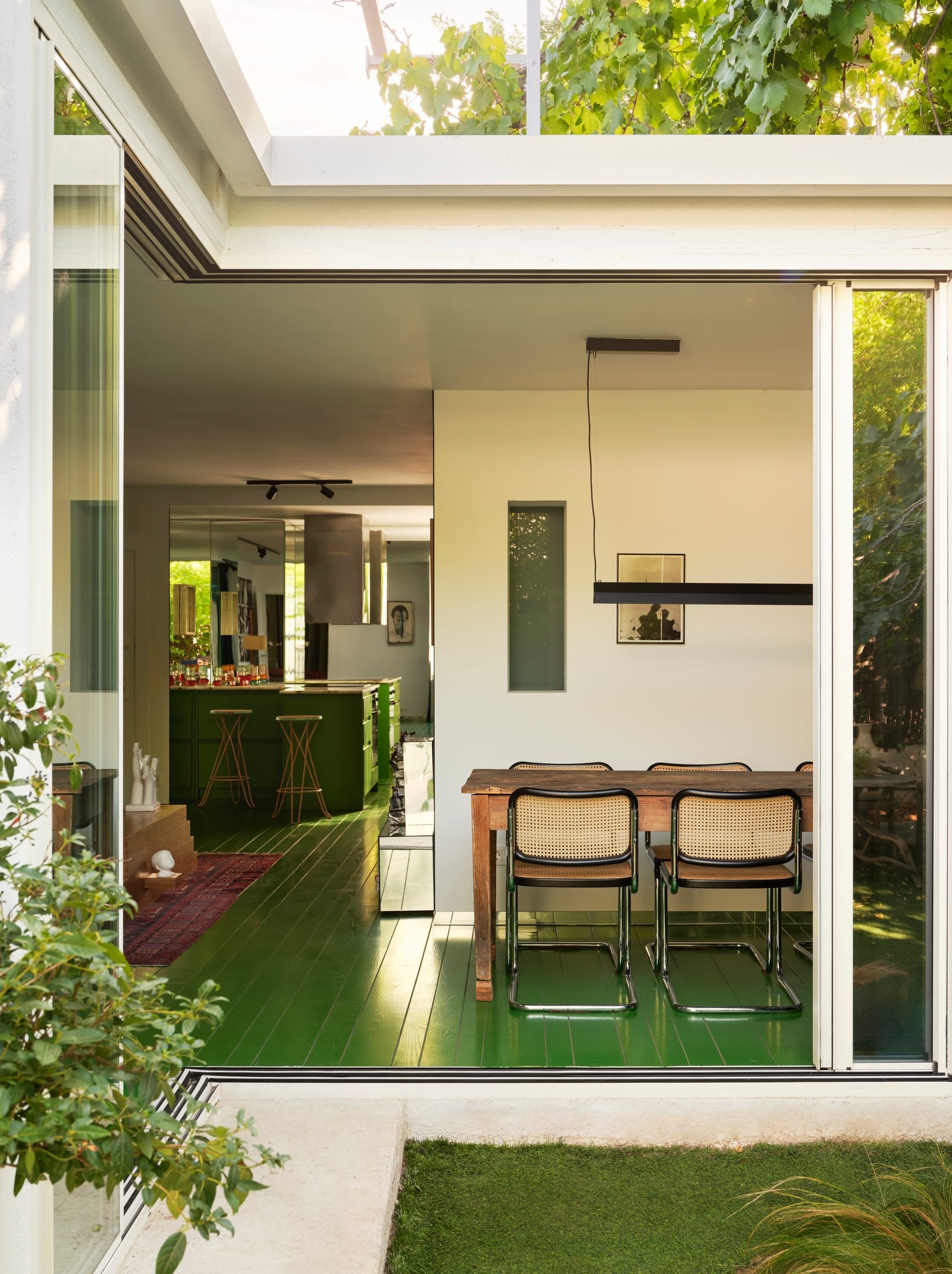 David Pastor Liberates a Madrid Home From Nostalgia With Colour and Light.